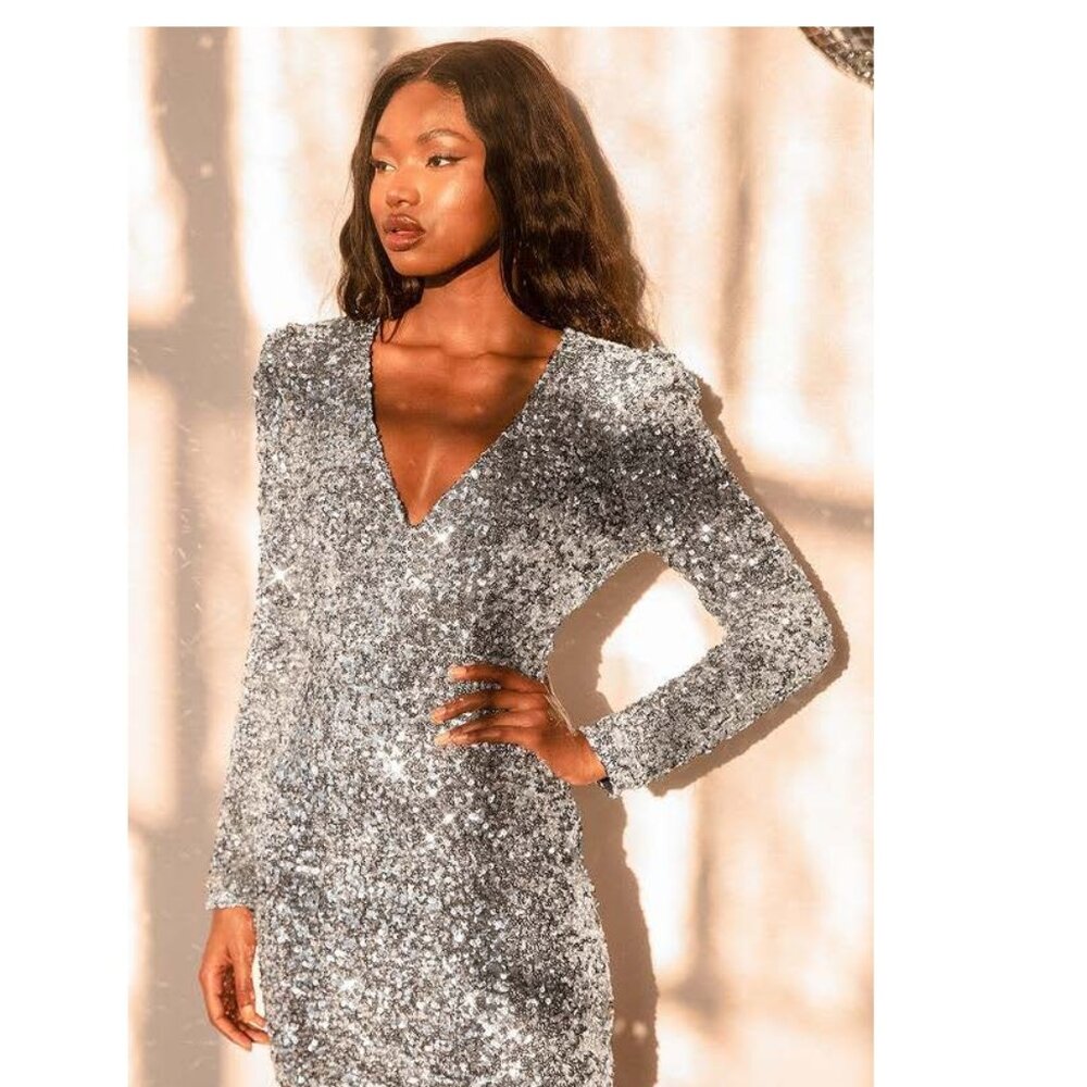 Lulu's Brand New You Silver Sequined Bodycon Mini Dress